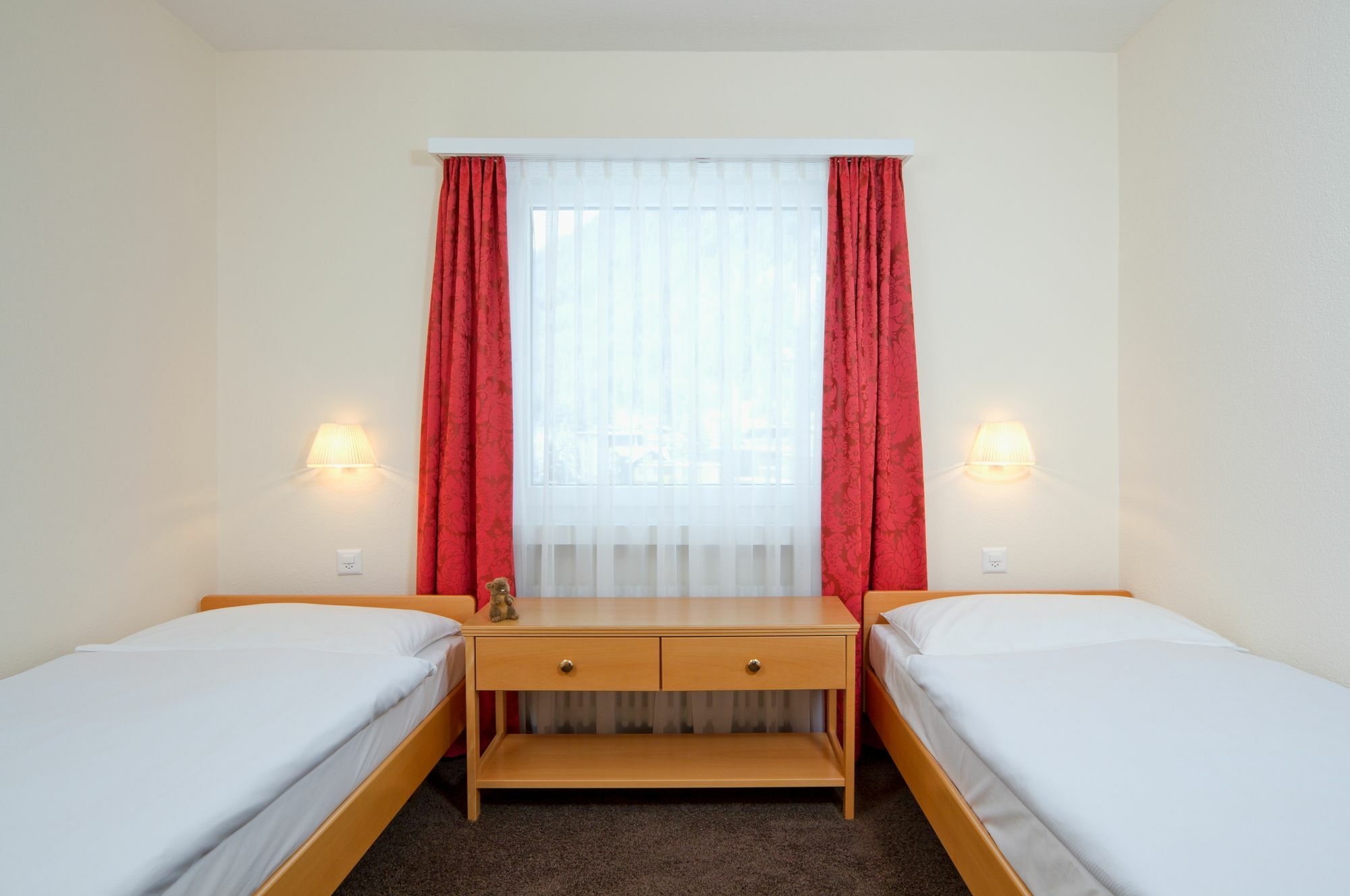 Central Apartments Давос Экстерьер фото
