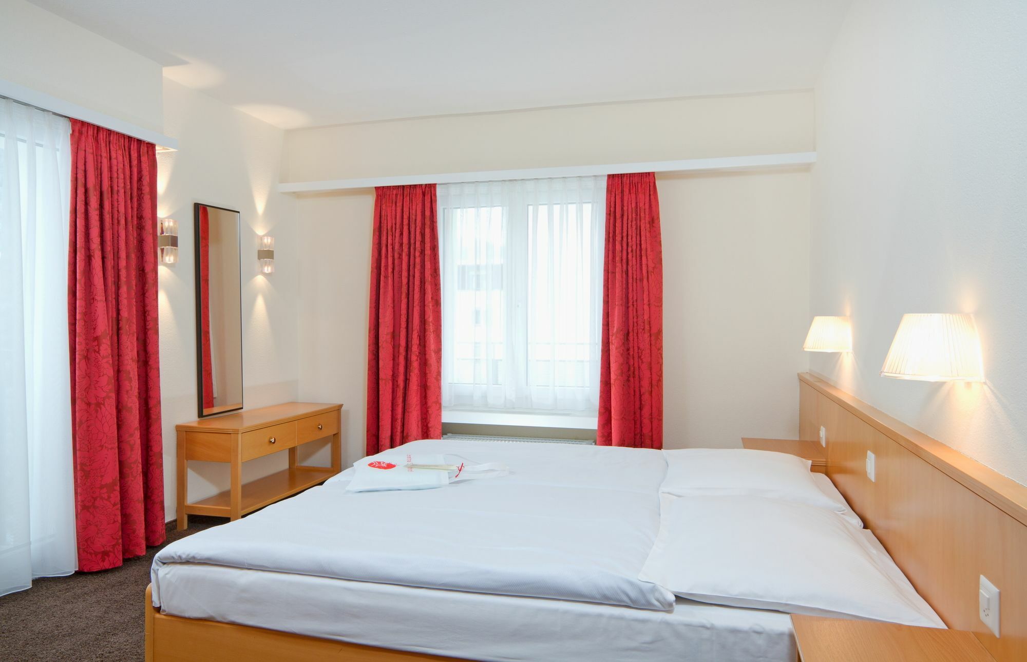 Central Apartments Давос Экстерьер фото