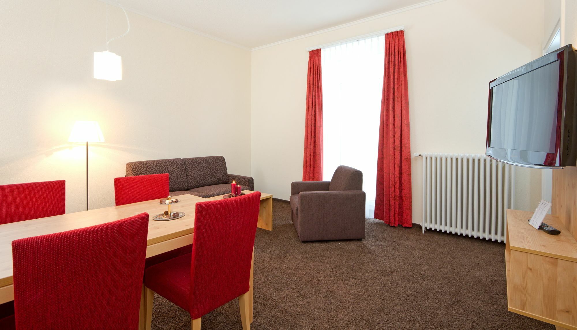Central Apartments Давос Экстерьер фото